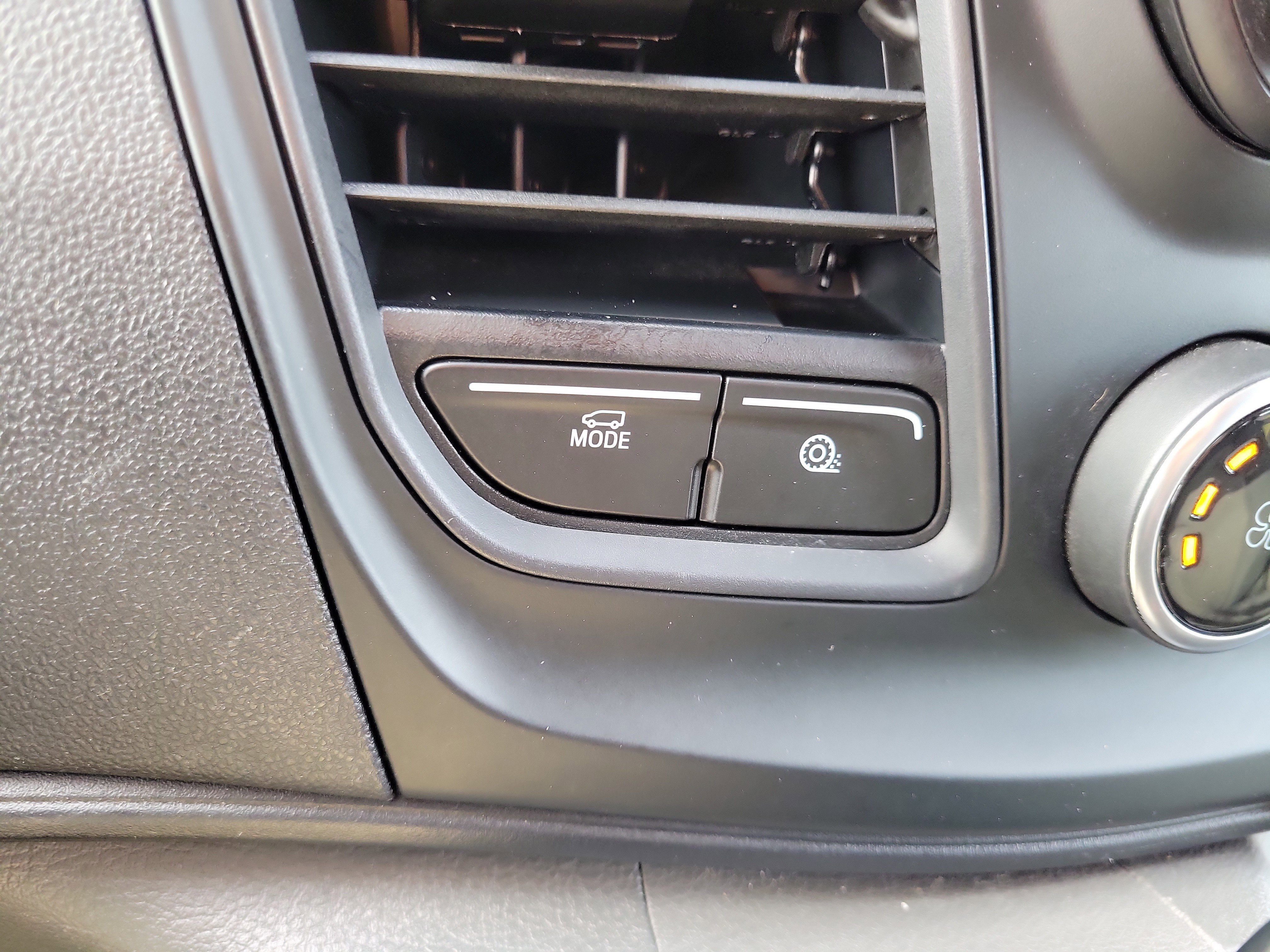 Used 2024 Ford Transit 250 Low Roof w/ Exterior Upgrade Package image 23