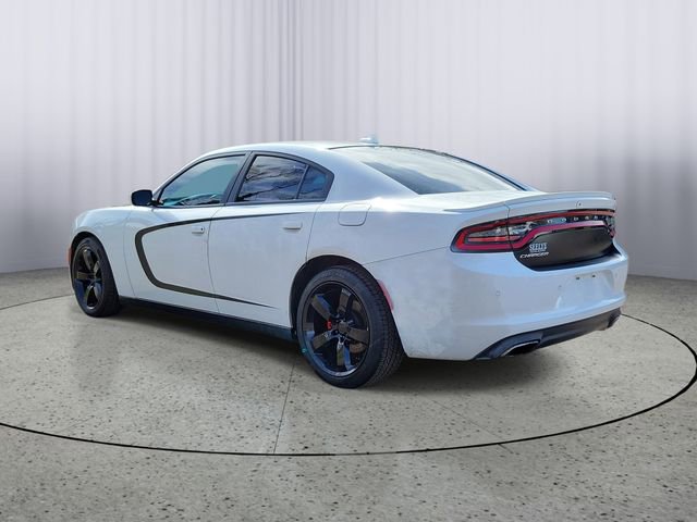 Used 2018 Dodge Charger R/T RWD image 4