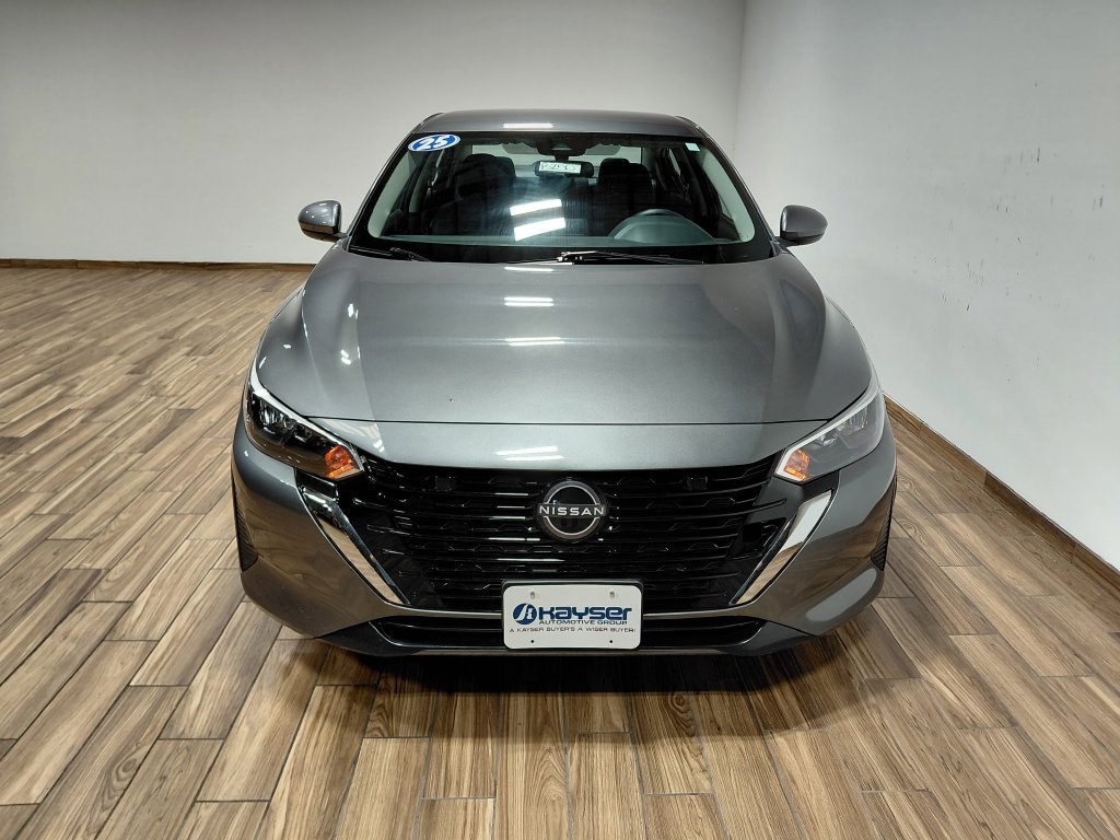 Used 2025 Nissan Sentra SV FWD image 13
