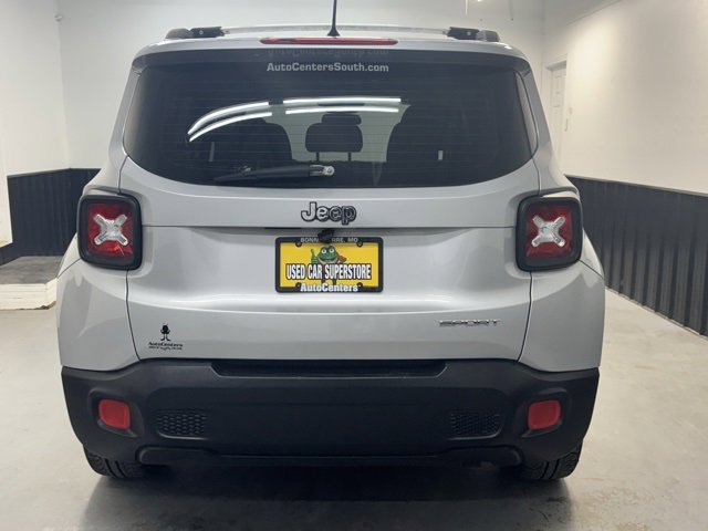 Used 2015 Jeep Renegade Sport w/ Power & Air Group image 5