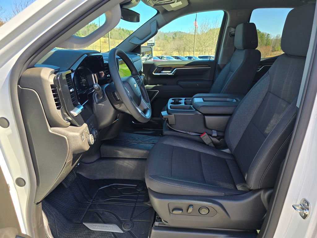 New 2026 Chevrolet Silverado 1500 LT image 4