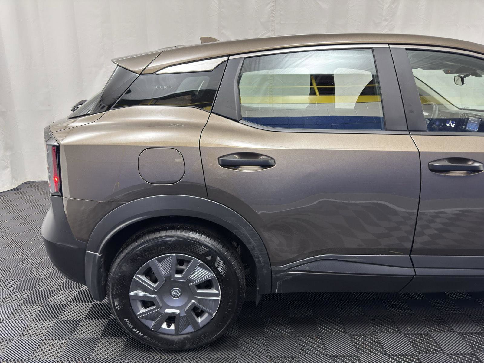 Used 2025 Nissan Kicks S AWD/4WD image 11