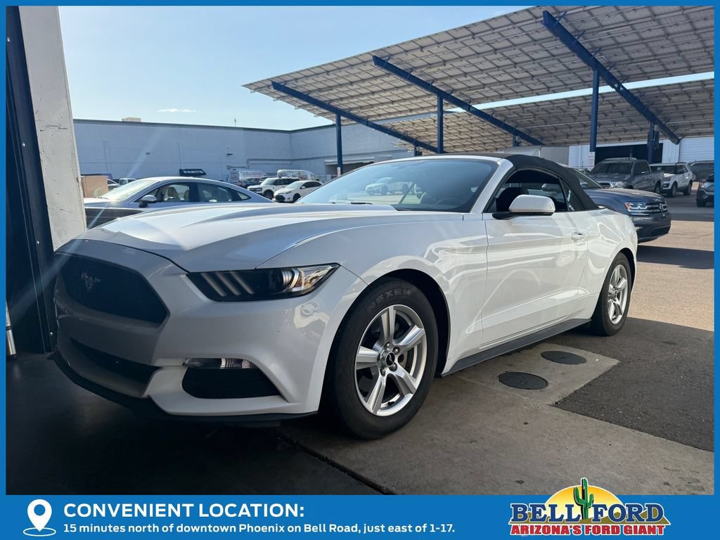 Used 2016 Ford Mustang Convertible RWD image 2