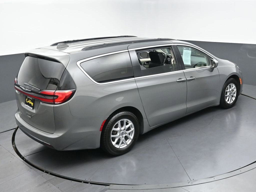 Used 2022 Chrysler Pacifica Touring-L FWD image 40