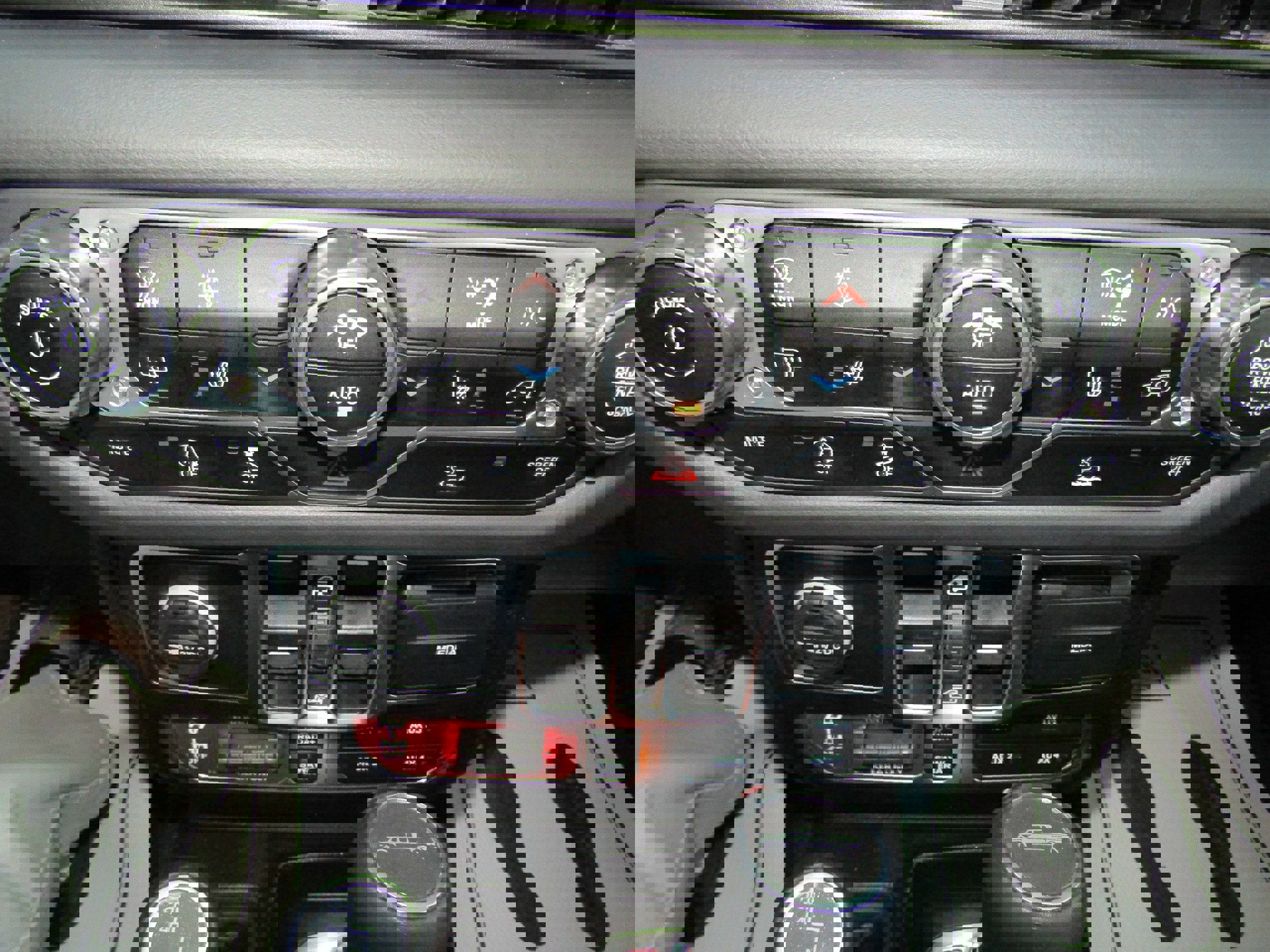 Used 2025 Jeep Gladiator Rubicon w/ Convenience Group image 31