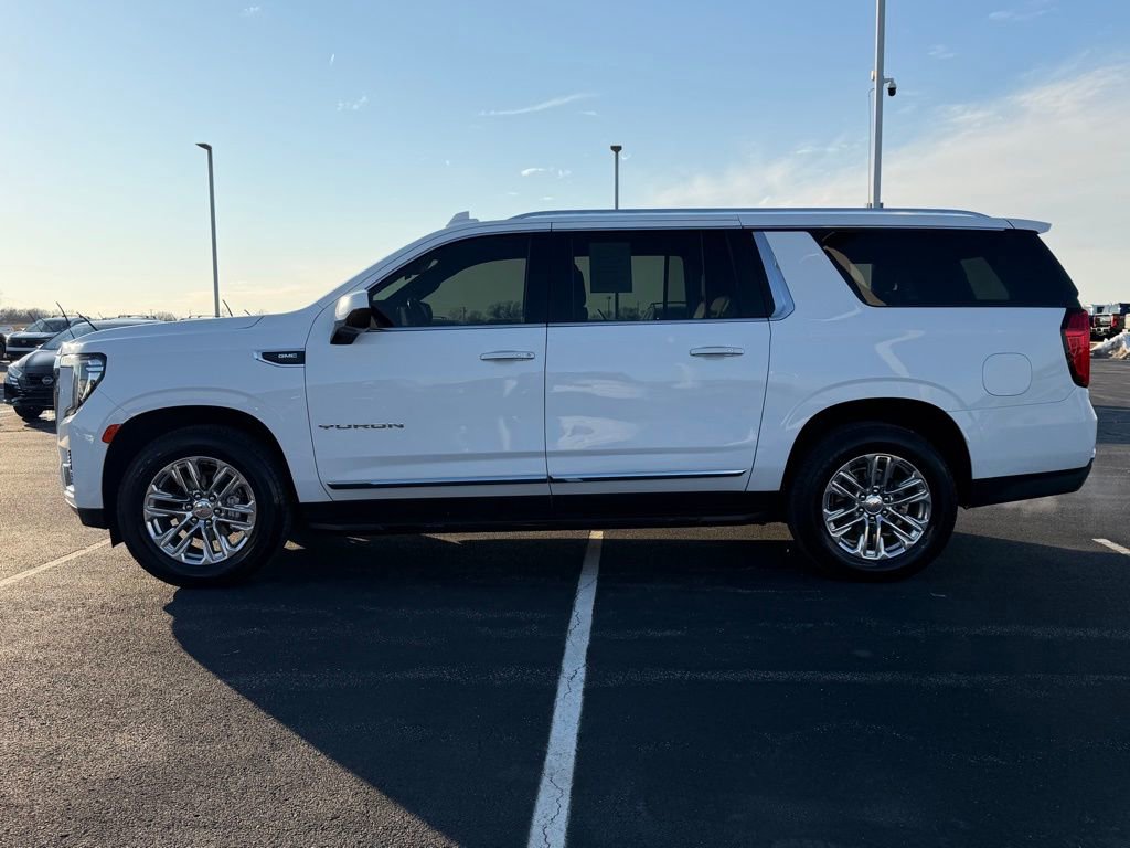 Used 2022 GMC Yukon XL SLT image 8