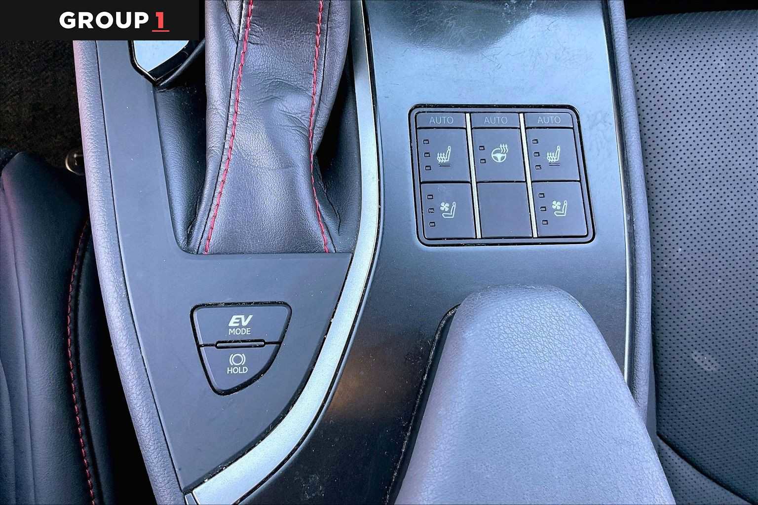 Used 2023 Lexus UX 250h F Sport image 33