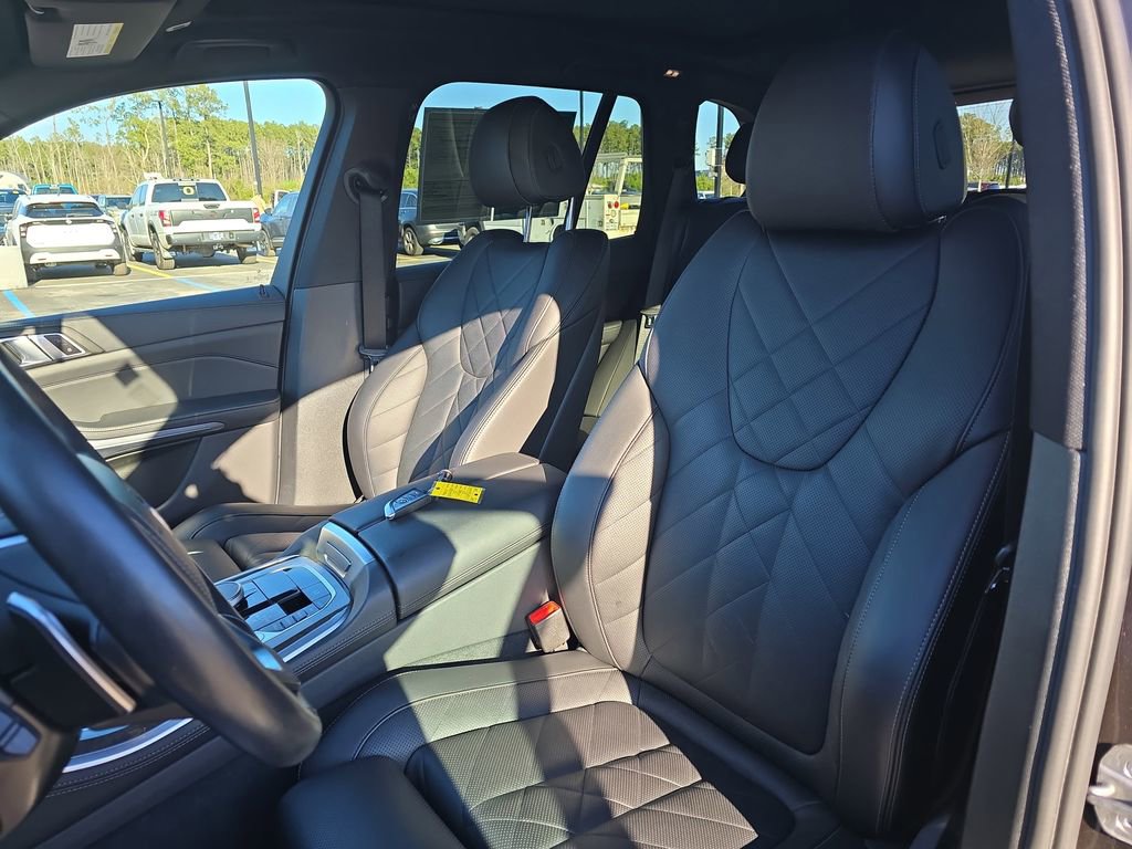 Used 2023 BMW X5 xDrive40i w/ Premium Package image 19