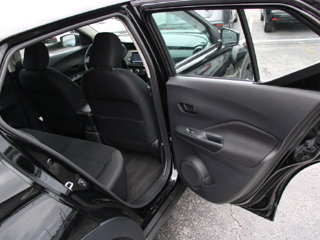Certified 2025 Nissan Kicks Play S FWD image 26
