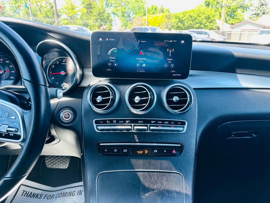 Used 2020 Mercedes-Benz GLC 300 4MATIC image 15