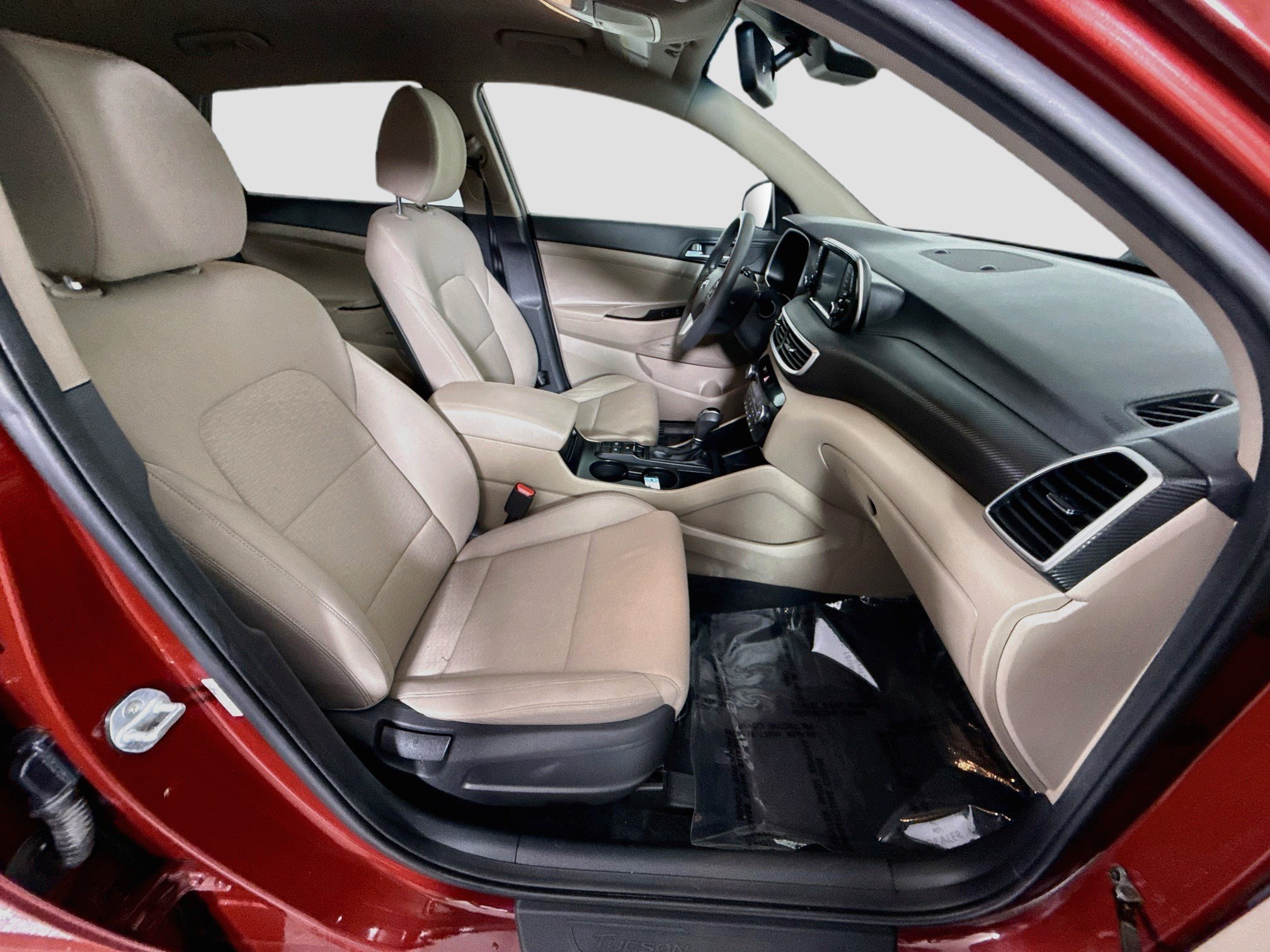 Used 2019 Hyundai Tucson Sport FWD image 29
