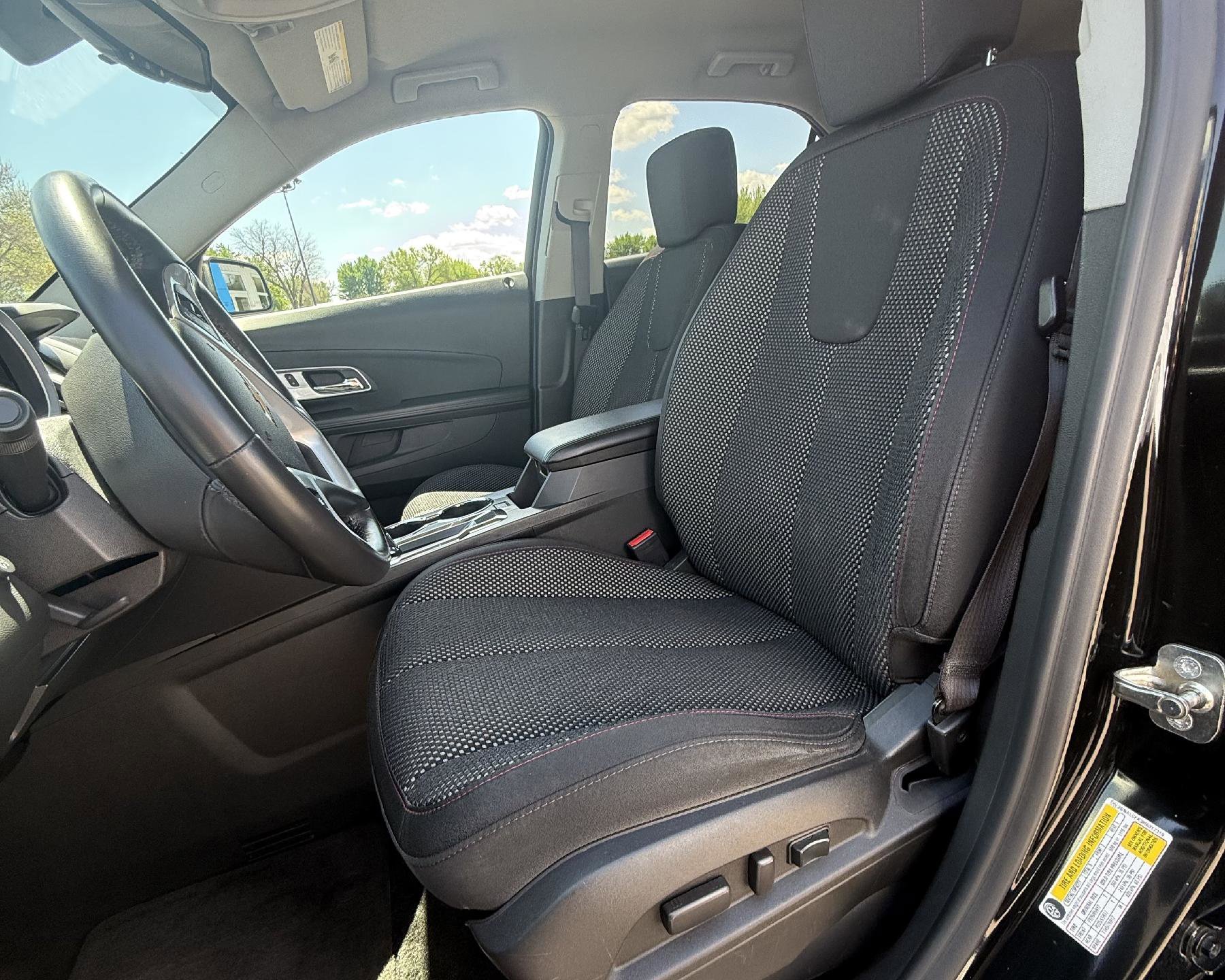Used 2017 Chevrolet Equinox LT w/ Convenience Package FWD image 14