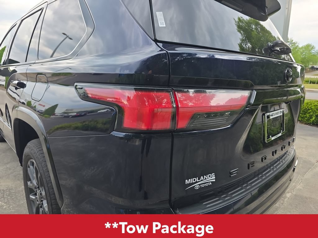 Used 2025 Toyota Sequoia Platinum AWD/4WD image 8