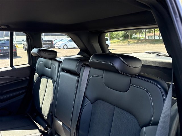 New 2025 Jeep Grand Cherokee Altitude image 28