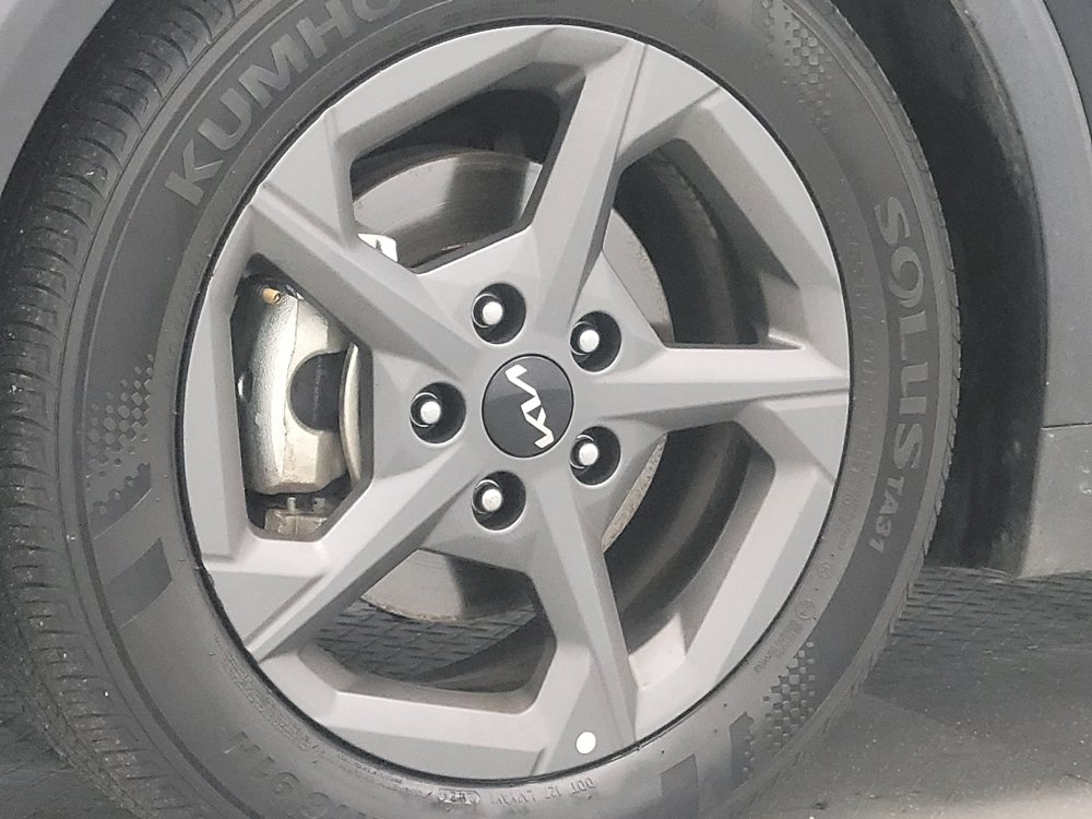Used 2025 Kia K4 FWD image 31