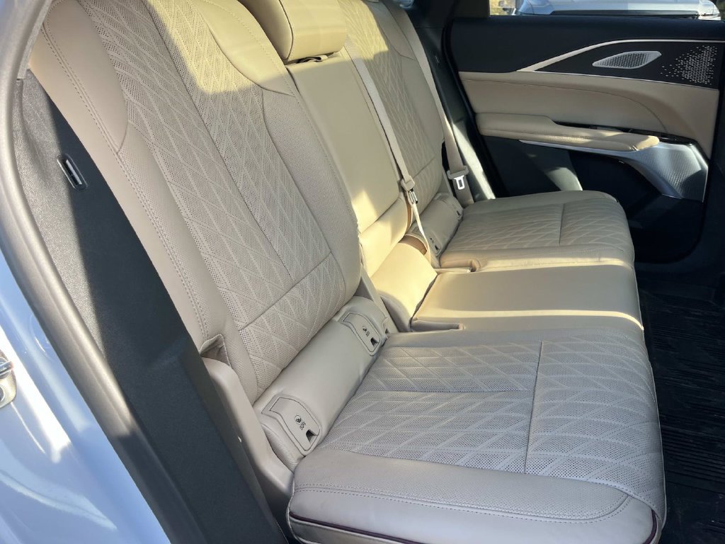 Certified 2026 Cadillac Lyriq Signature Luxury w/ Nappa Leather Package AWD/4WD image 26