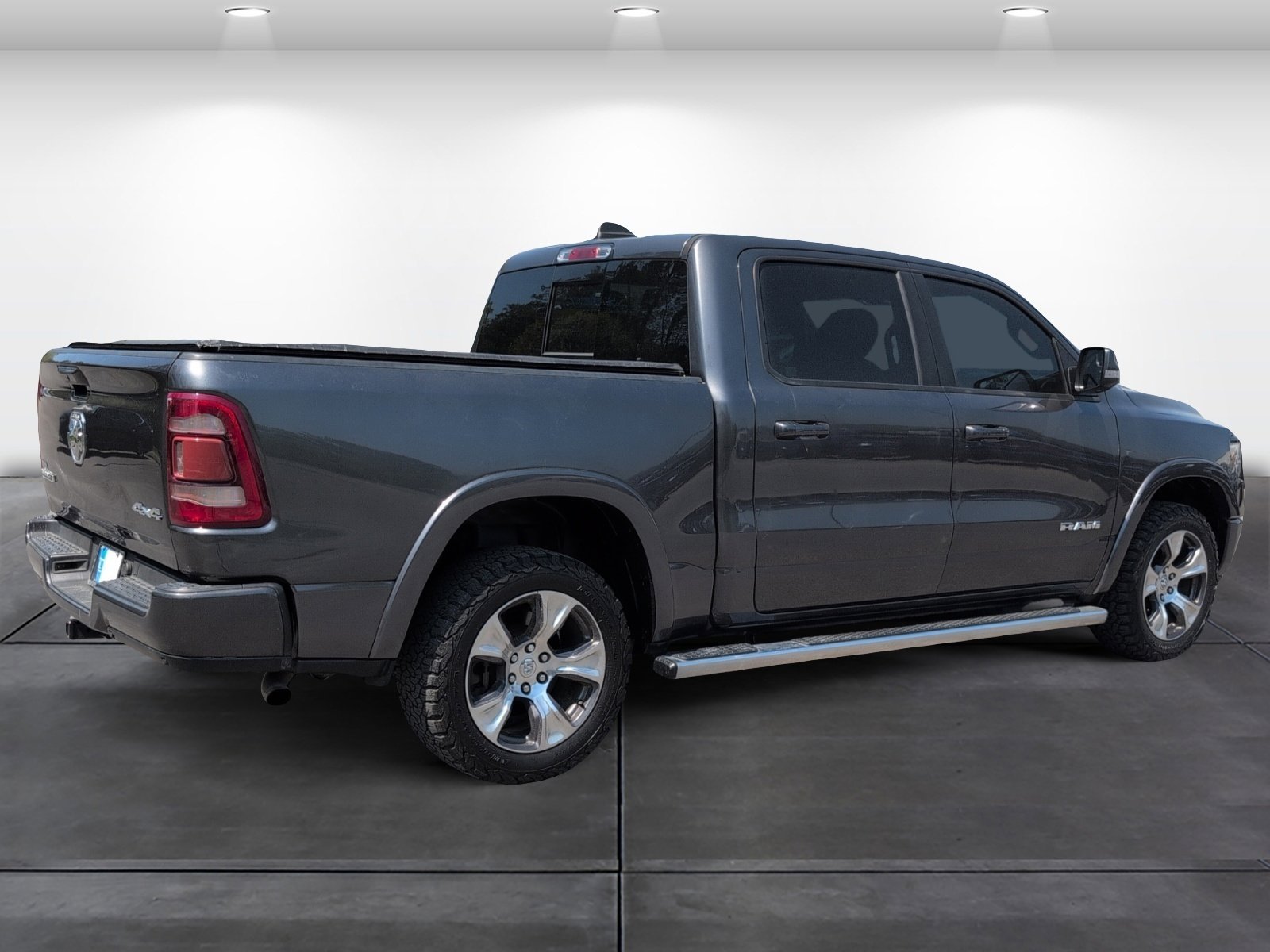 Used 2019 RAM 1500 Laramie w/ Sport Appearance Package image 7