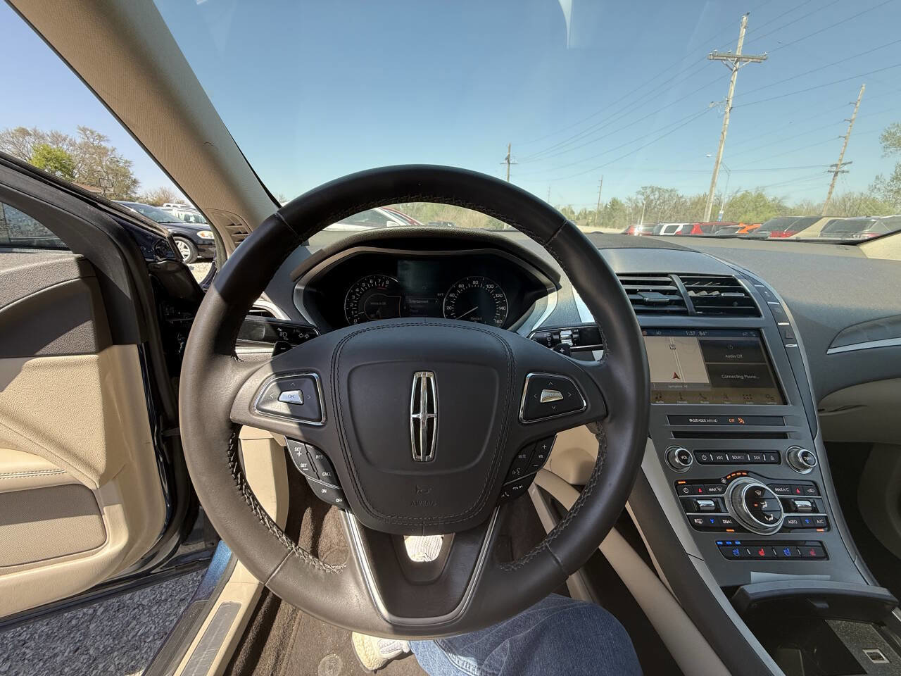 Used 2017 Lincoln MKZ Reserve FWD image 24