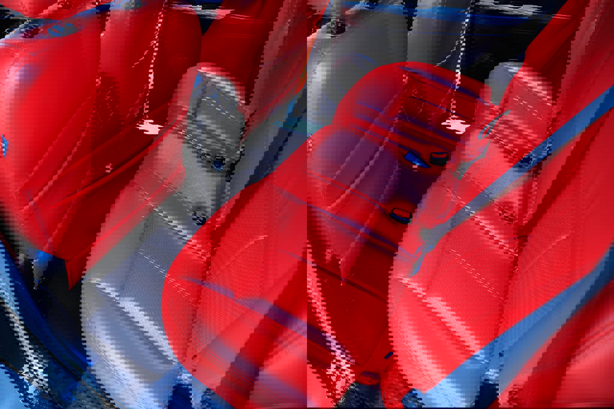 Used 2019 Nissan Rogue SV image 11