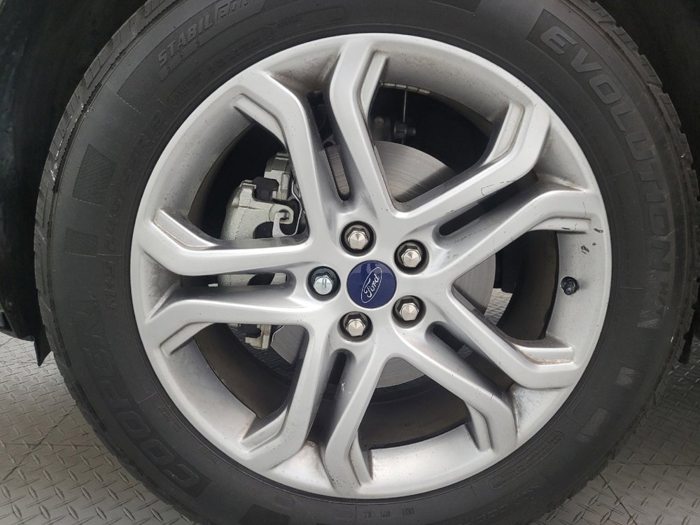 Used 2016 Ford Edge Titanium w/ Equipment Group 301A FWD image 31