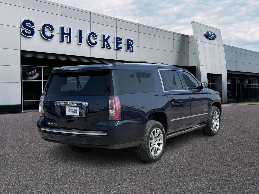 Used 2019 GMC Yukon XL Denali AWD/4WD image 2
