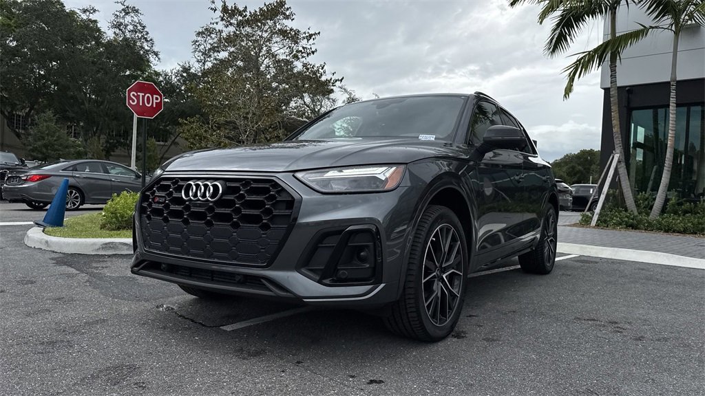 Used 2023 Audi SQ5 Premium Plus w/ Premium Plus Package image 32