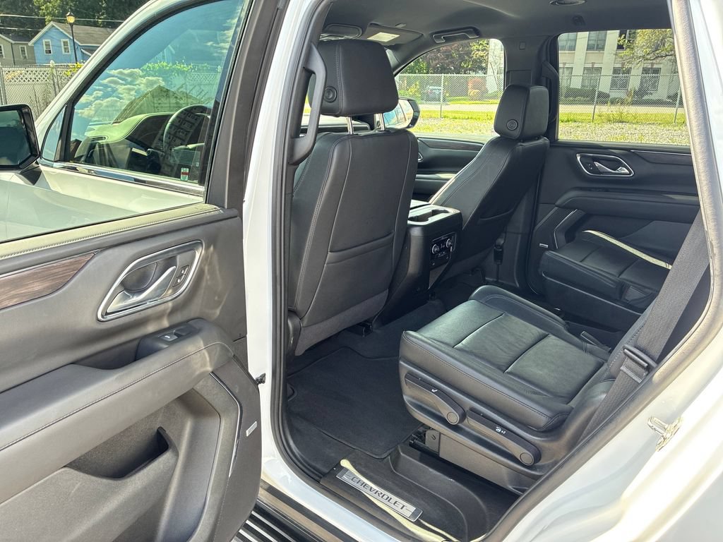 Used 2024 Chevrolet Tahoe LT AWD/4WD image 13