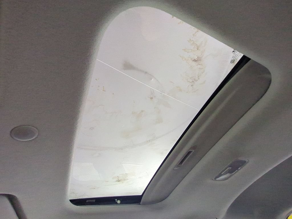 Used 2023 Hyundai Venue SEL FWD image 22