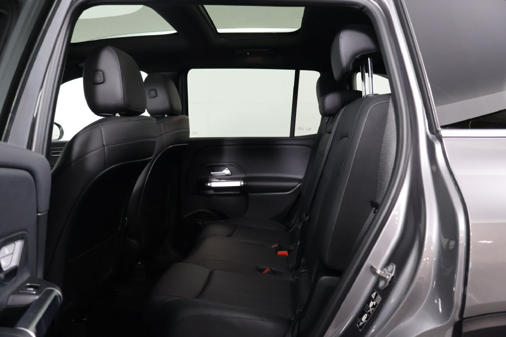 Certified 2020 Mercedes-Benz GLB 250 4MATIC image 11