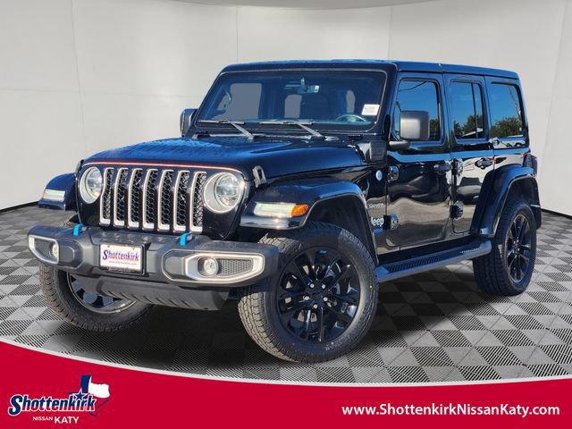 Used 2022 Jeep Wrangler Unlimited Sahara w/ Cold Weather Group AWD/4WD image 1