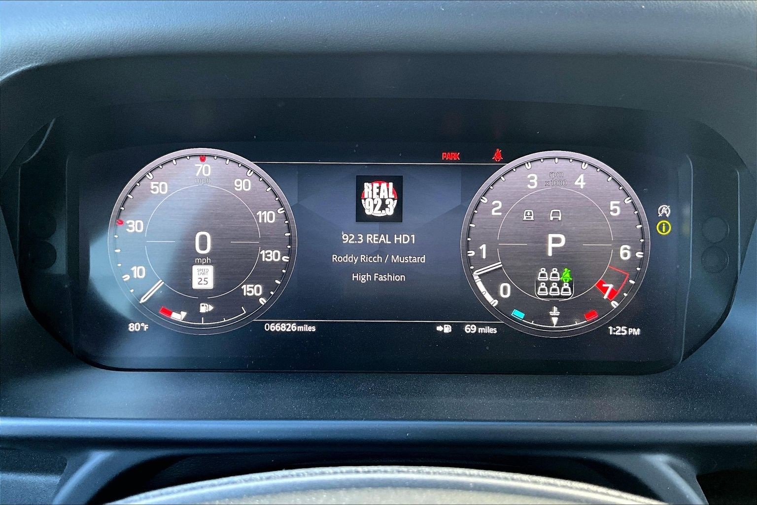 Used 2023 Land Rover Defender 130 X image 20