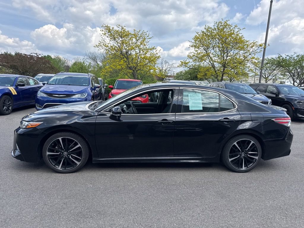 Used 2018 Toyota Camry XSE FWD image 8