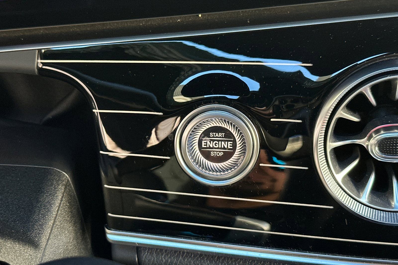 Certified 2022 Mercedes-Benz E 450 Coupe image 23