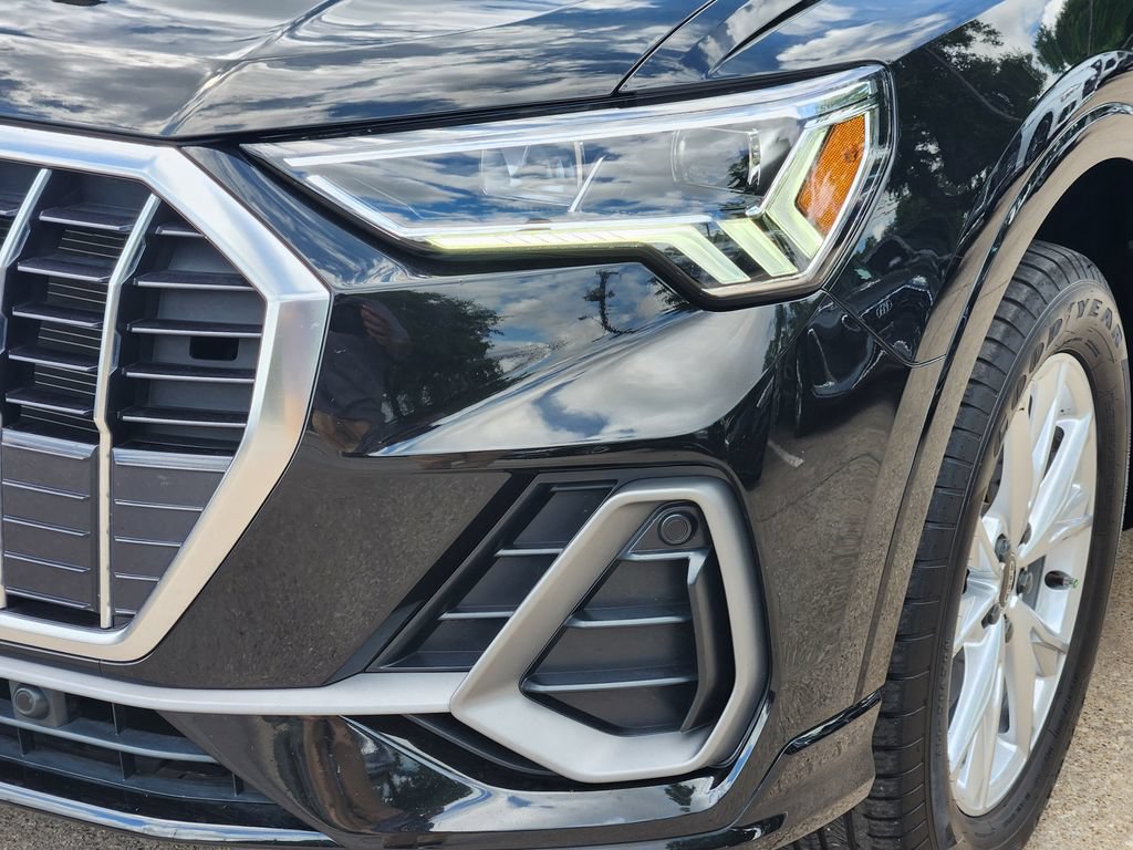 Certified 2023 Audi Q3 2.0T Premium Plus w/ Premium Plus Package AWD/4WD image 12