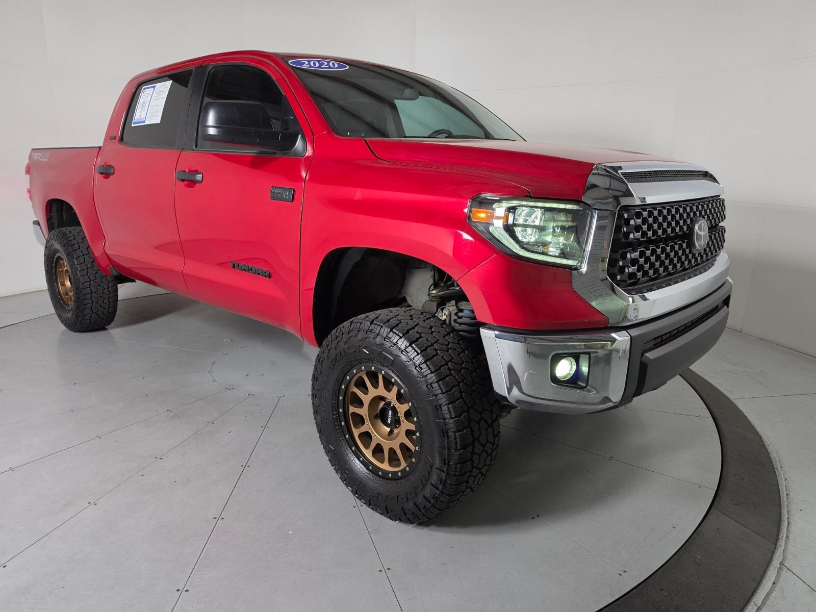 Used 2020 Toyota Tundra SR5 w/ TRD Off-Road Package AWD/4WD image 7