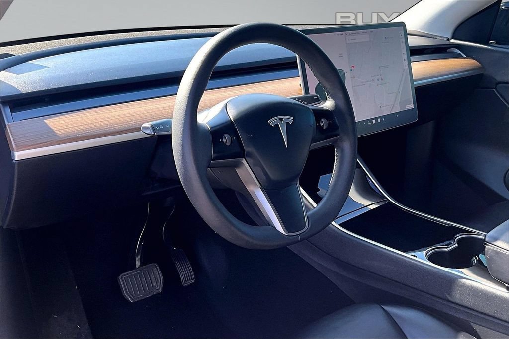 Used 2021 Tesla Model Y Long Range AWD/4WD image 14