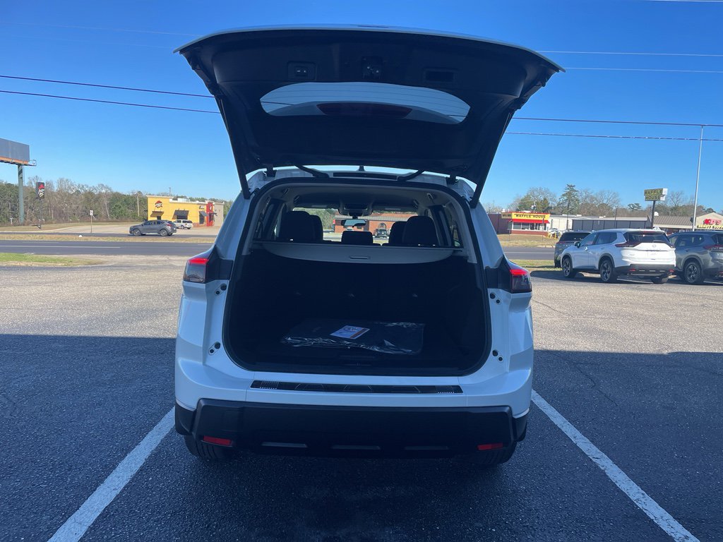 New 2026 Nissan Rogue SV w/ Cold Weather Package image 21