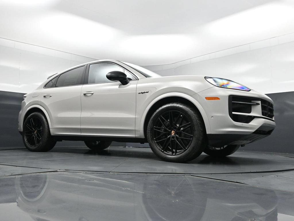 New 2026 Porsche Cayenne E-Hybrid Coupe AWD/4WD image 29