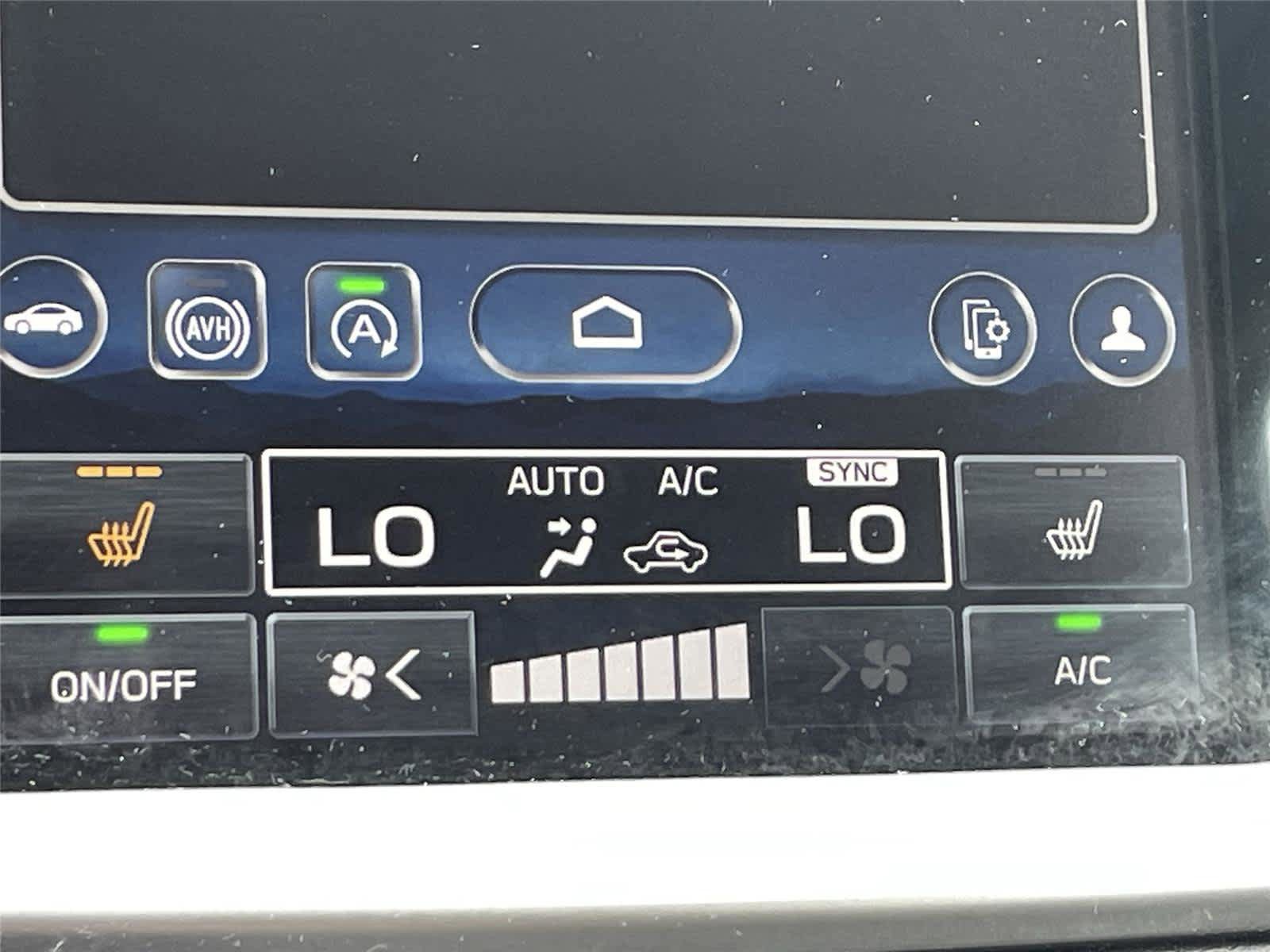 Used 2024 Subaru Outback Premium AWD/4WD image 22