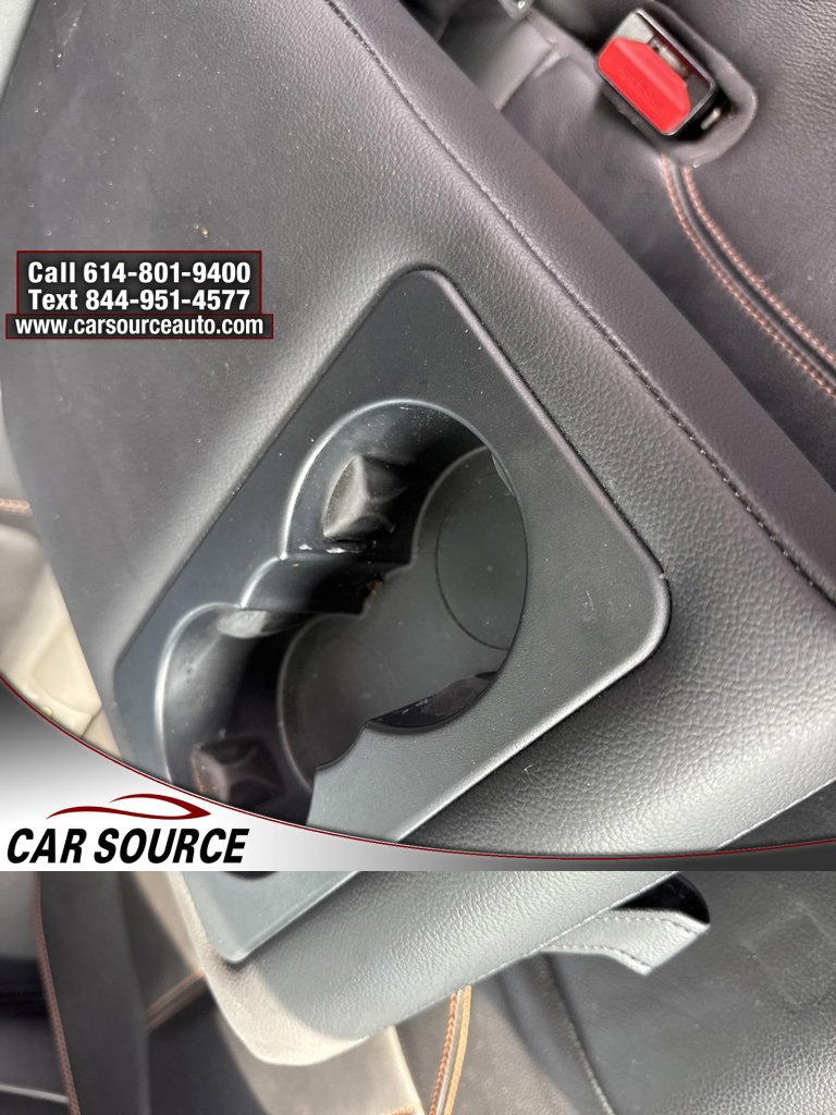 Used 2019 Jaguar F-PACE Prestige image 36