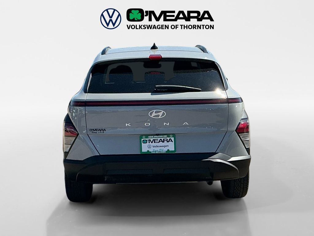 Used 2024 Hyundai Kona SEL FWD image 4