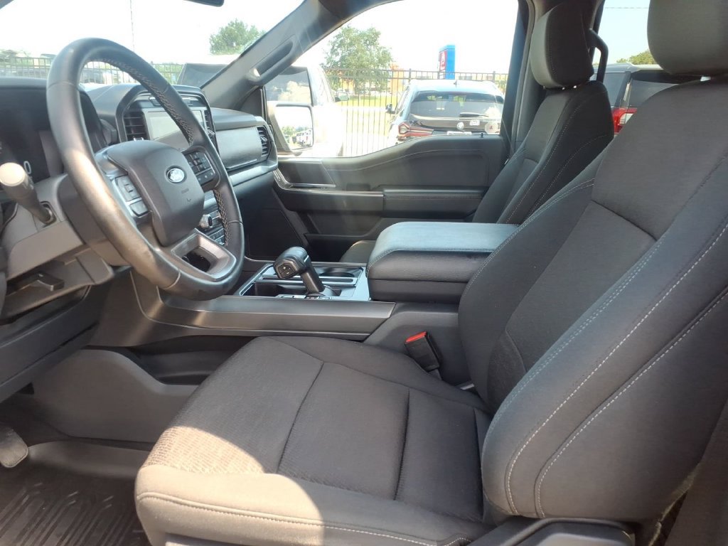Used 2024 Ford F150 XLT w/ XLT Black Appearance Package AWD/4WD image 24