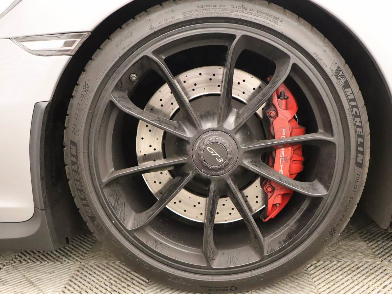 Used 2015 Porsche 911 GT3 RWD image 6
