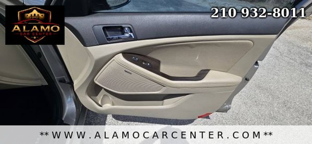 Used 2013 Kia Optima EX w/ Premium Pkg FWD image 18