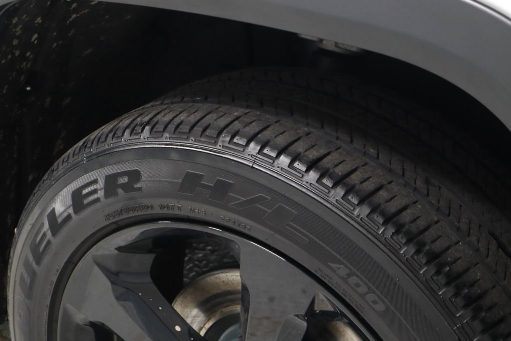 Used 2023 Jeep Grand Cherokee L Laredo AWD/4WD image 20
