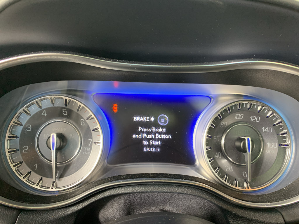 Used 2018 Chrysler 300 C w/ Sun, Sound & Nav Package RWD image 21