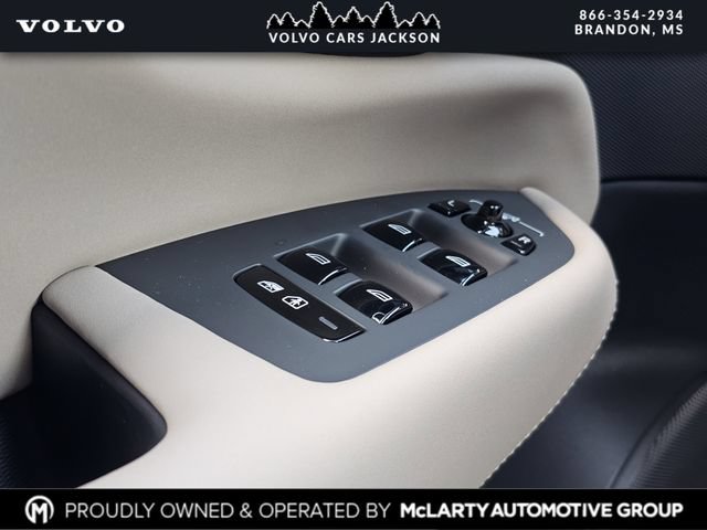 New 2026 Volvo XC90 B6 Ultra w/ Protection Package AWD/4WD image 13