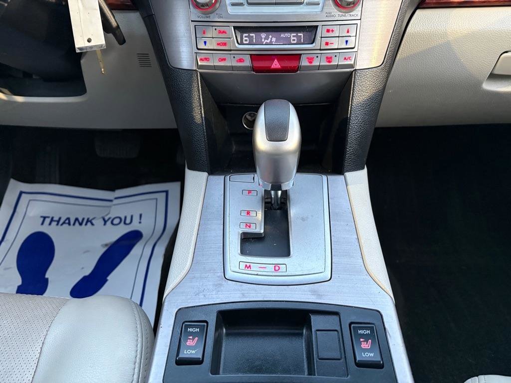 Used 2012 Subaru Outback 2.5i Limited image 10