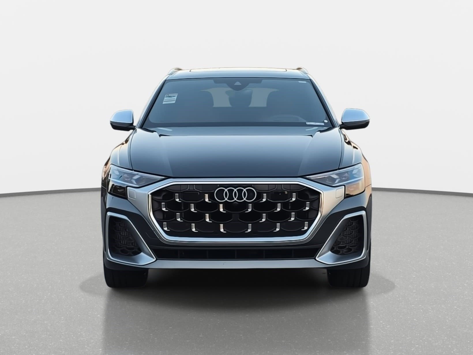 Certified 2024 Audi SQ8 Prestige image 2