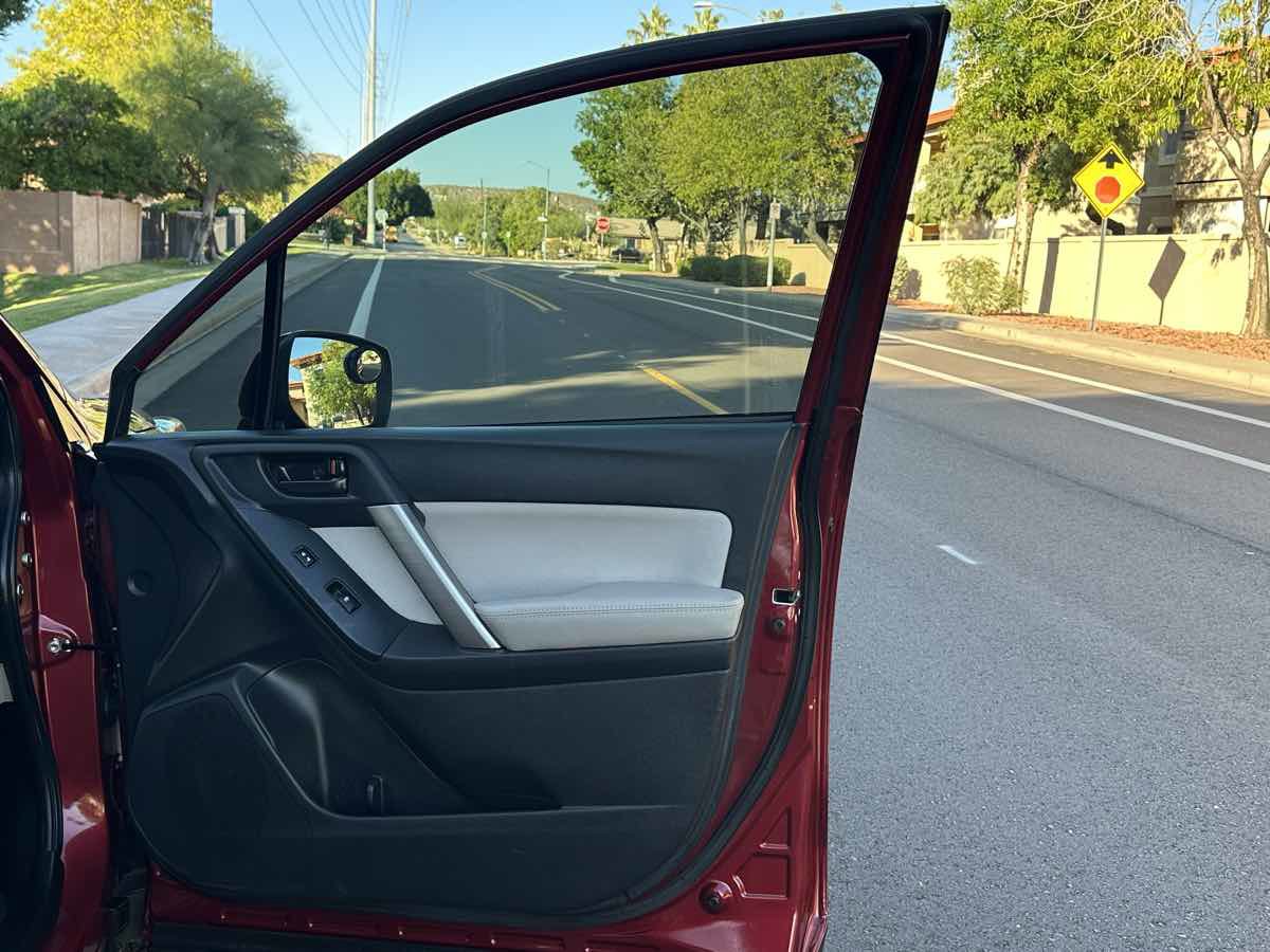 Used 2016 Subaru Forester 2.5i w/ Alloy Wheel Package image 41